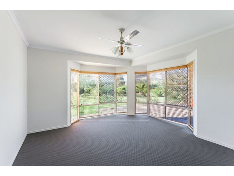 15 Parkridge Drive, Withcott QLD 4352