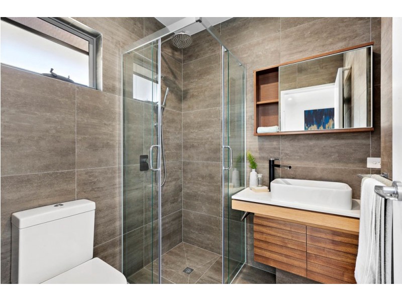 2A Dukinfield Street, Bowen Hills QLD 4006