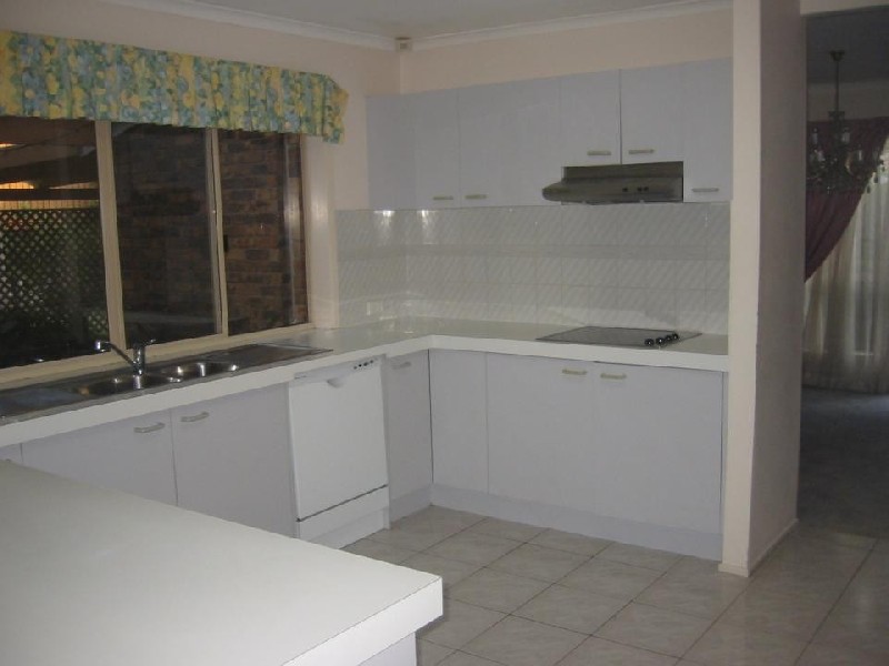 19 Karloff Drive, Stafford Heights QLD 4053