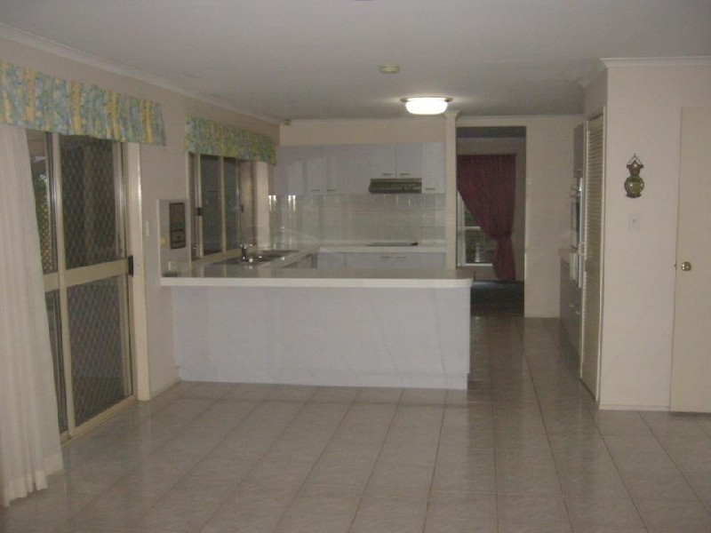 19 Karloff Drive, Stafford Heights QLD 4053