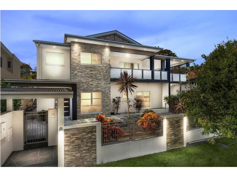 31 Waroon Street, Stafford QLD 4053