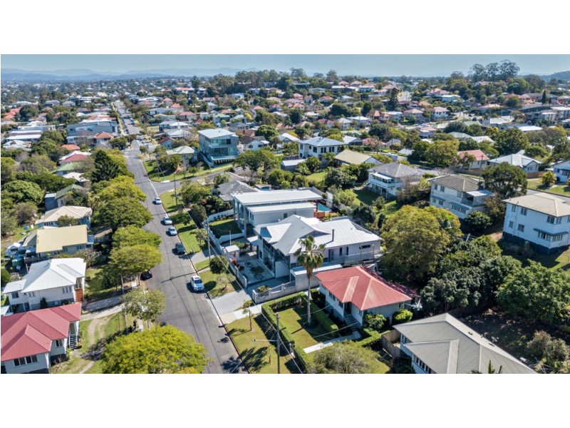 31 Waroon Street, Stafford QLD 4053