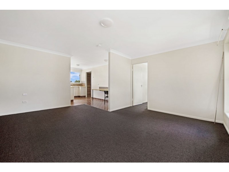 2/157 Anzac Ave, Harristown QLD 4350