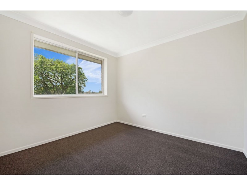 2/157 Anzac Ave, Harristown QLD 4350