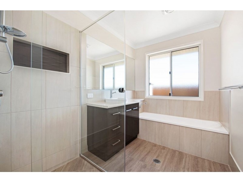 118 Shoesmith Drive, Westbrook QLD 4350