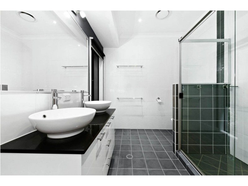 170 McConaghy Street, Mitchelton QLD 4053