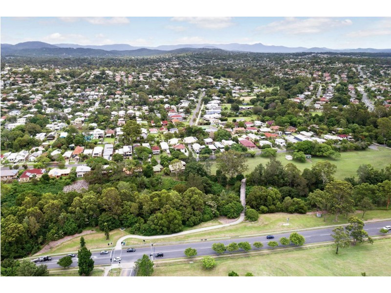 170 McConaghy Street, Mitchelton QLD 4053