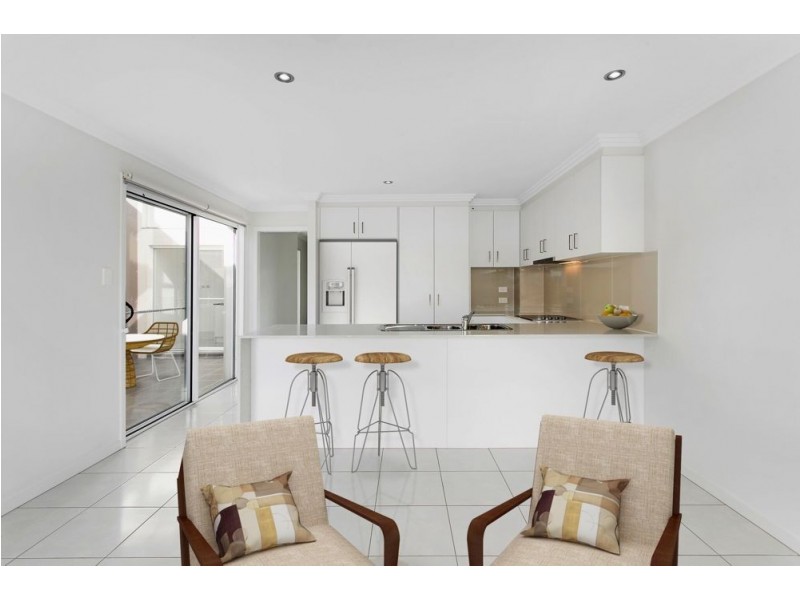 29 Cinnamon Drive, Glenvale QLD 4350