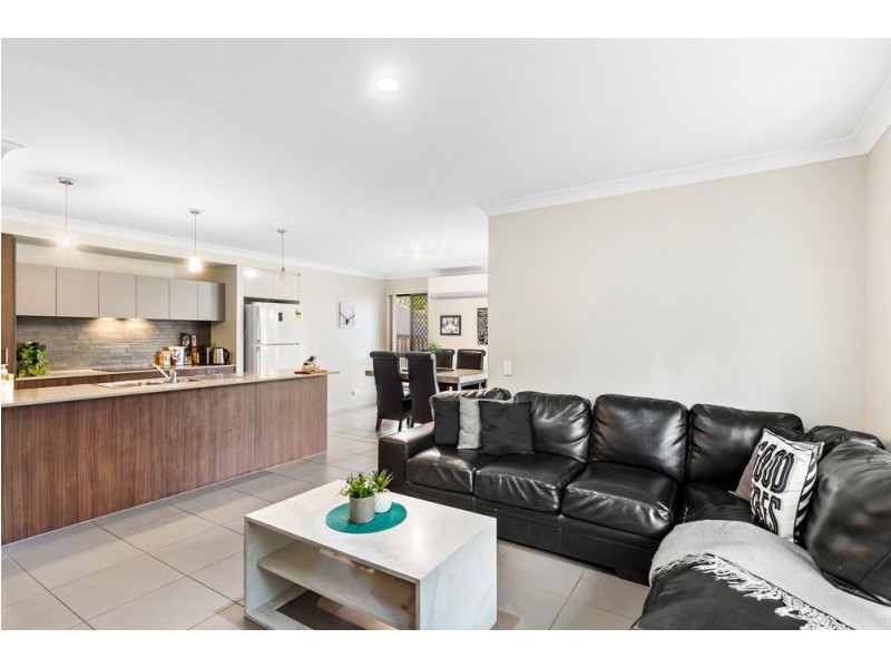 6 Yarrambat Rise, Upper Coomera QLD 4209