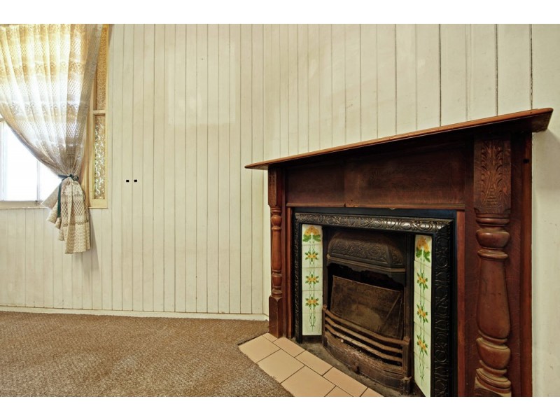 11 Kelfield Street, North Toowoomba QLD 4350