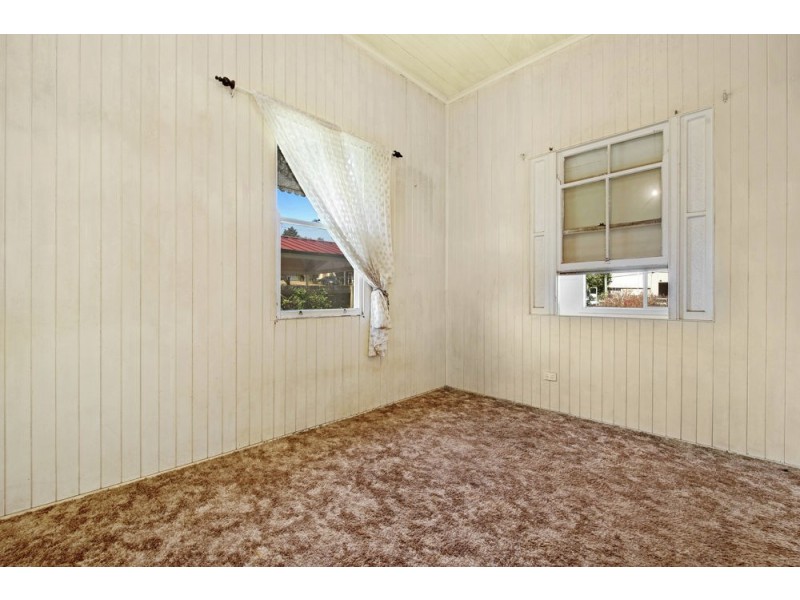 11 Kelfield Street, North Toowoomba QLD 4350