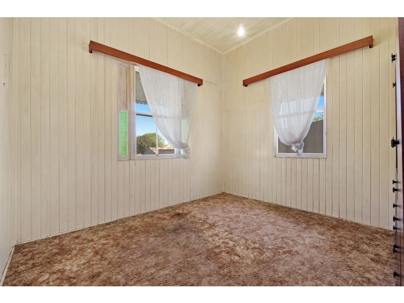 11 Kelfield Street, North Toowoomba QLD 4350