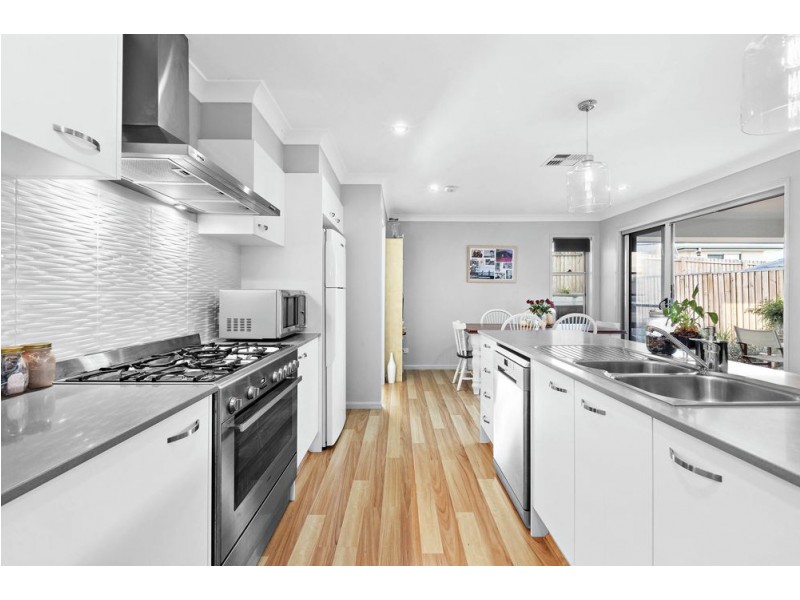 10 Teviot Street, Warner QLD 4500