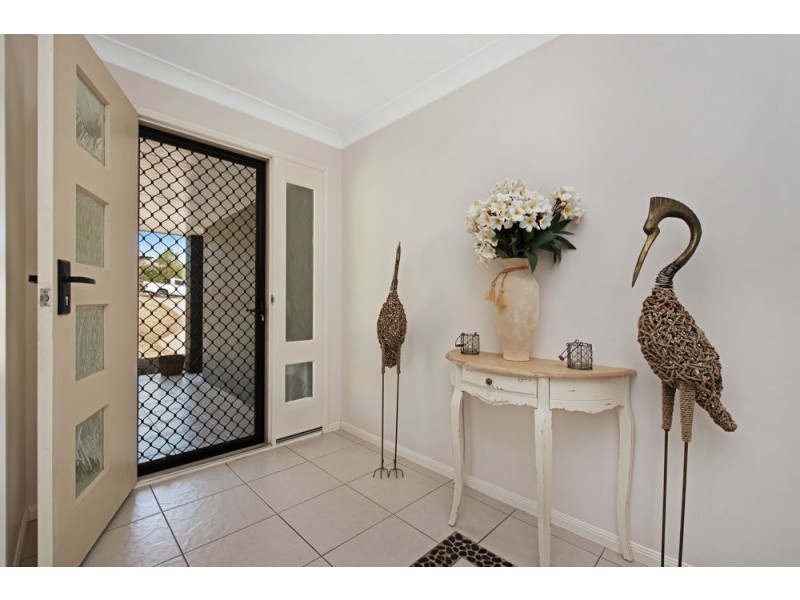 10 Debbie Court, Highfields QLD 4352