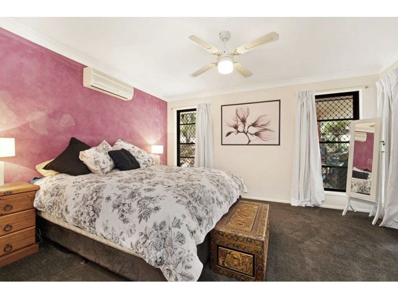 10 Debbie Court, Highfields QLD 4352