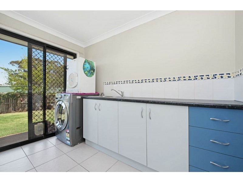 10 Debbie Court, Highfields QLD 4352