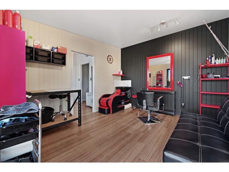 10 Debbie Court, Highfields QLD 4352