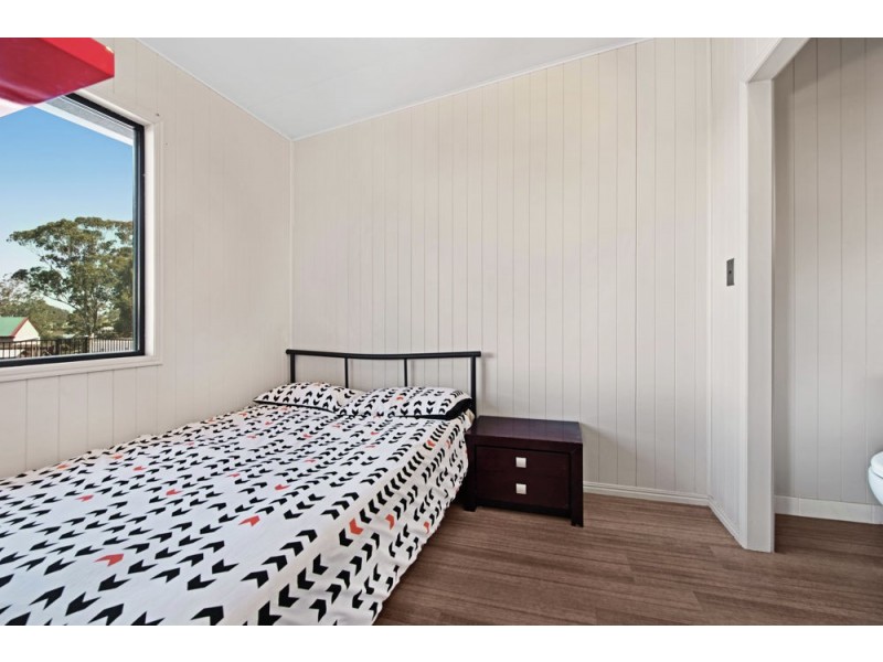 10 Debbie Court, Highfields QLD 4352