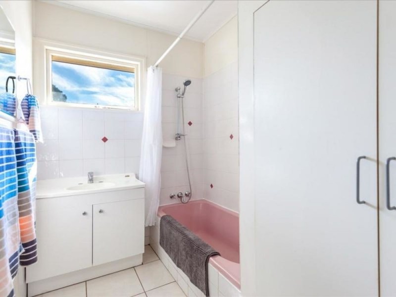 137 Stephen Street, Harristown QLD 4350