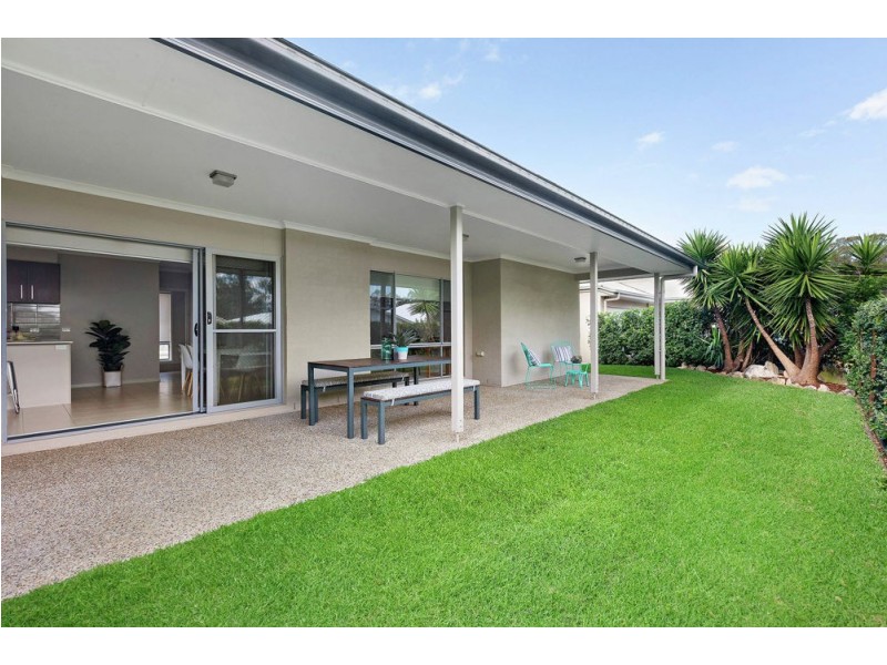 12 Doherty Place, Wakerley QLD 4154