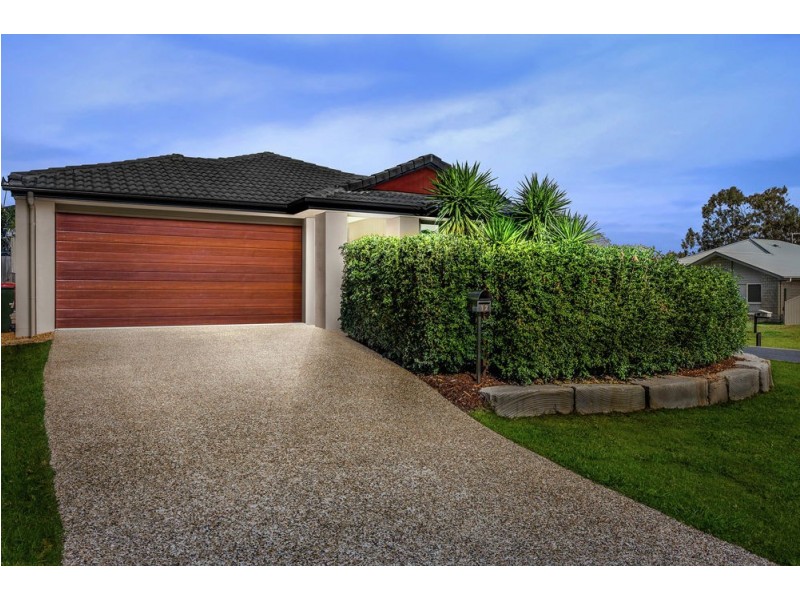 12 Doherty Place, Wakerley QLD 4154