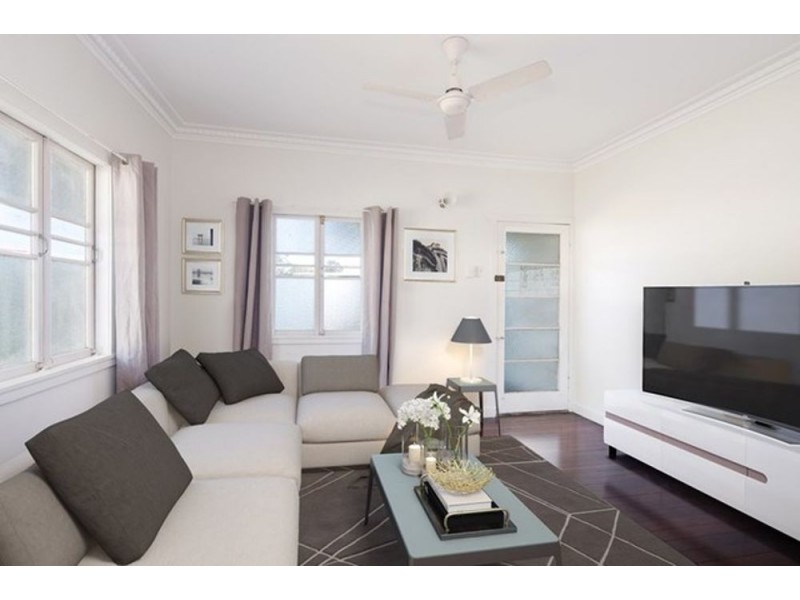 1 Cranston St, Wynnum West QLD 4178