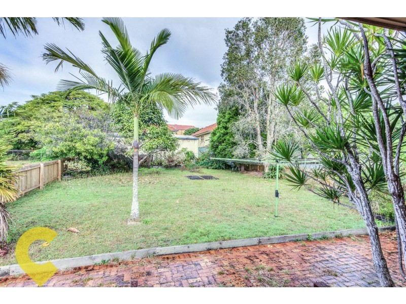 19 Hinkler Street, Kedron QLD 4031