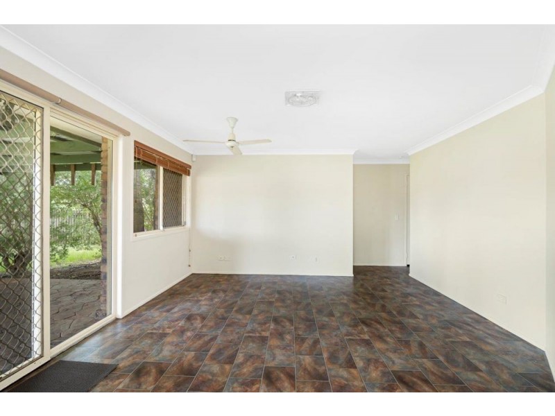 9 Spring Road, Kallangur QLD 4503
