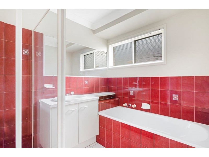 9 Spring Road, Kallangur QLD 4503