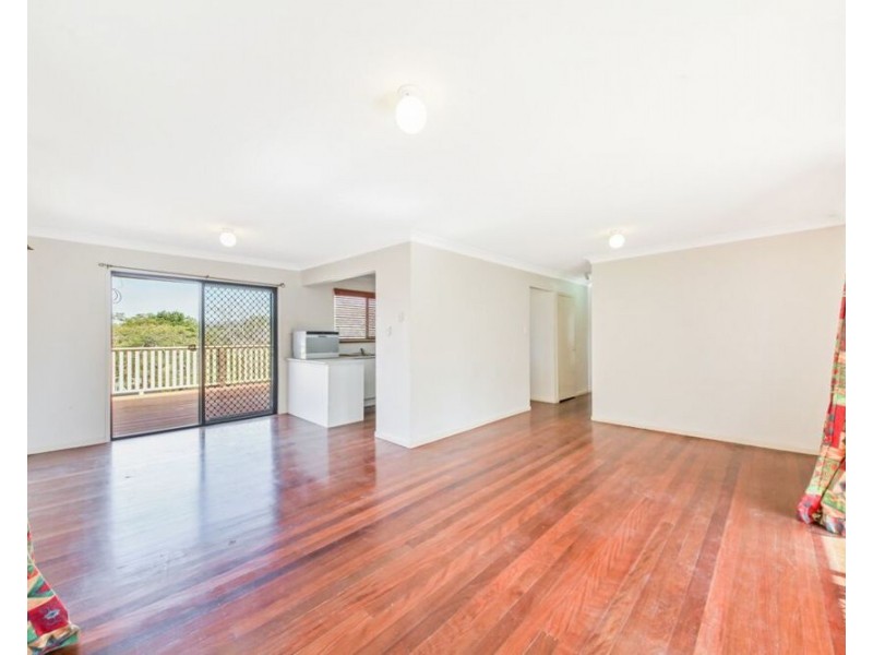 4 Ilford Street, Gordon Park QLD 4031