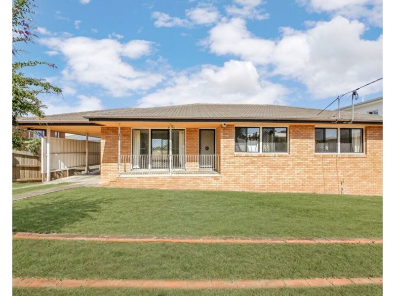 4 Ilford Street, Gordon Park QLD 4031