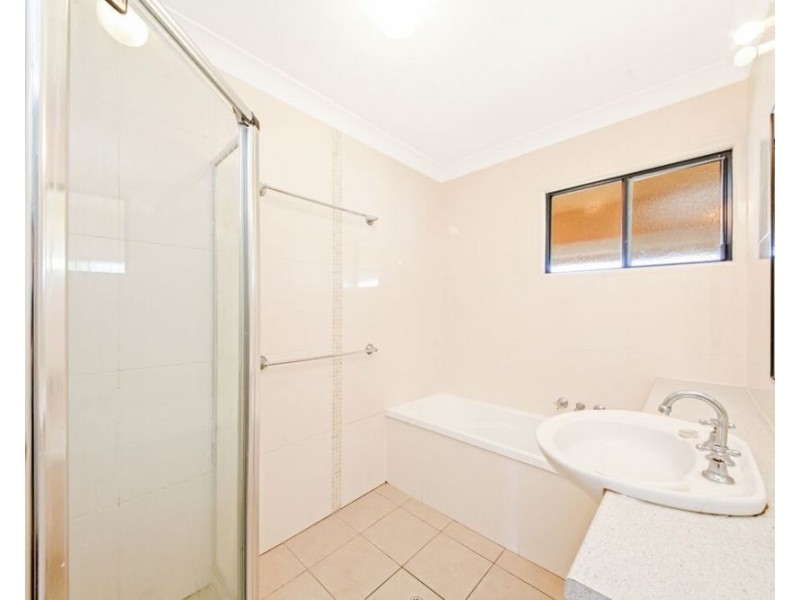 4 Ilford Street, Gordon Park QLD 4031