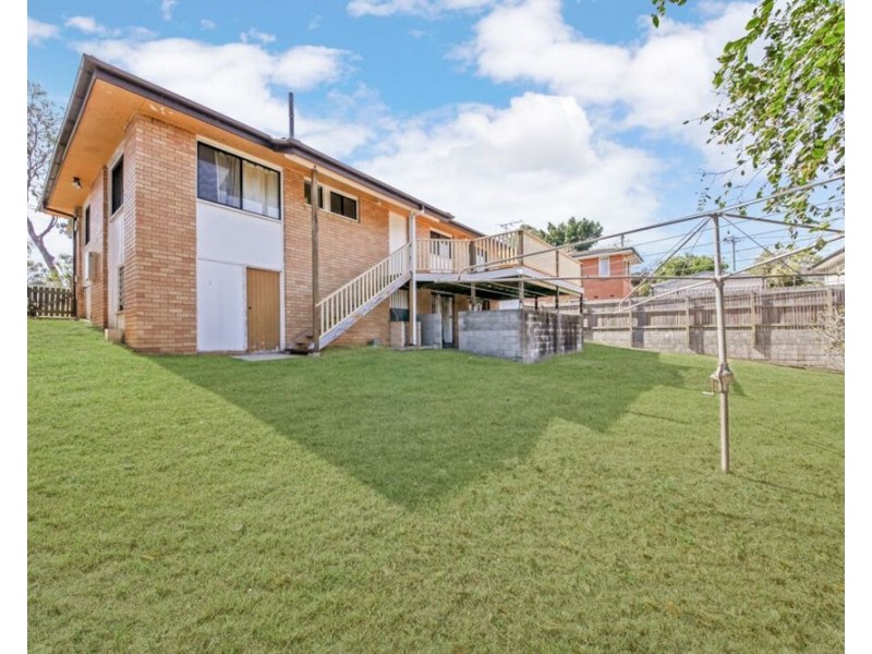 4 Ilford Street, Gordon Park QLD 4031