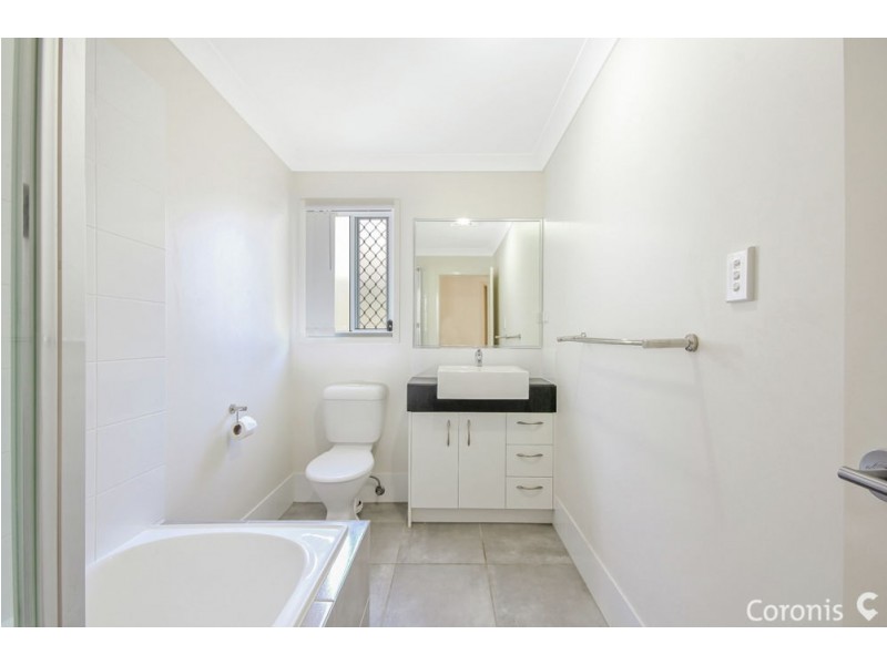36 Bernays Rd, Wynnum West QLD 4178