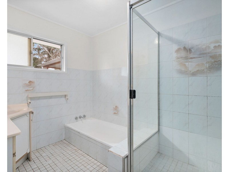 68 Kylie Avenue, Ferny Hills QLD 4055