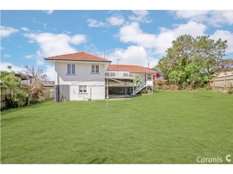 32 Vaucluse Street, Wavell Heights QLD 4012