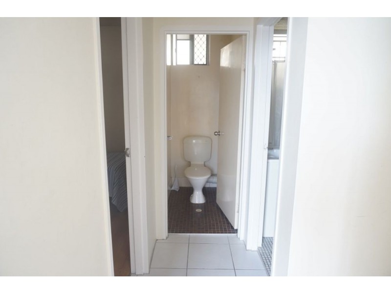 2/42 Beatrice Street, Taringa QLD 4068