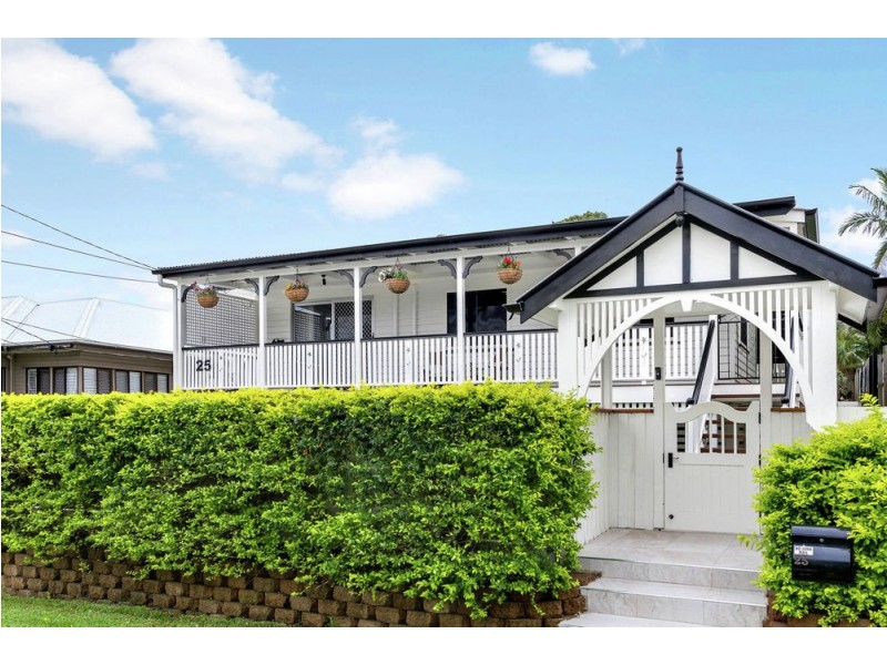 25 Belloy Street, Wavell Heights QLD 4012