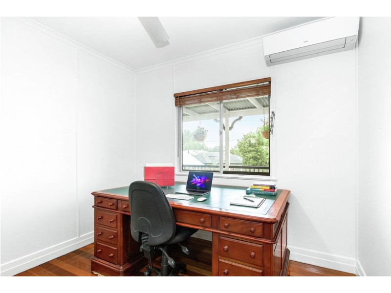 25 Belloy Street, Wavell Heights QLD 4012