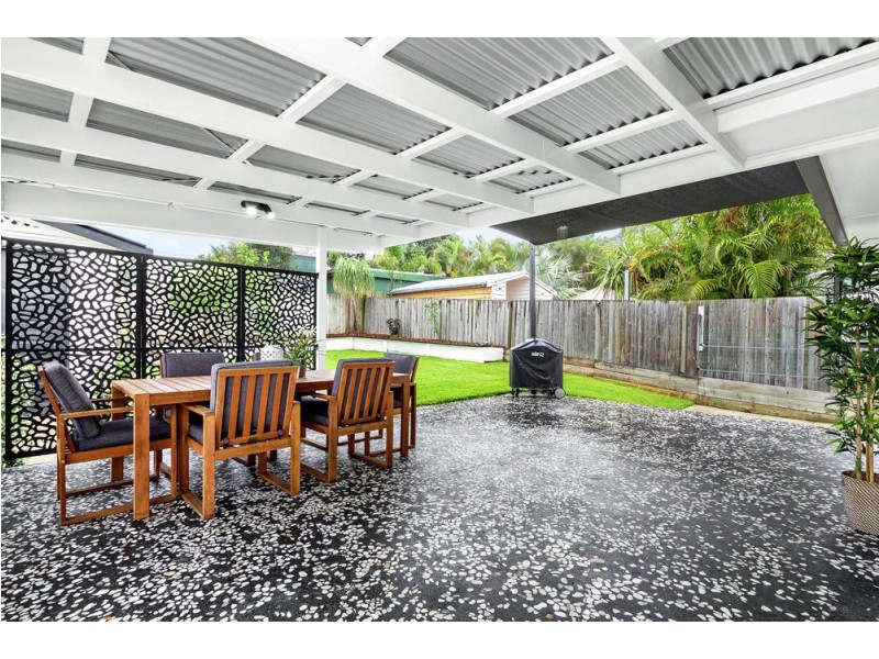 25 Belloy Street, Wavell Heights QLD 4012