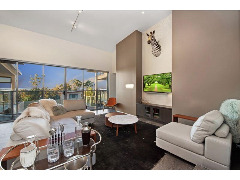 3 St Ives Court, Mount Lofty QLD 4350