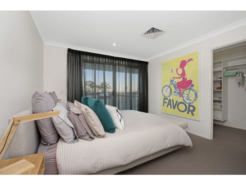 3 St Ives Court, Mount Lofty QLD 4350