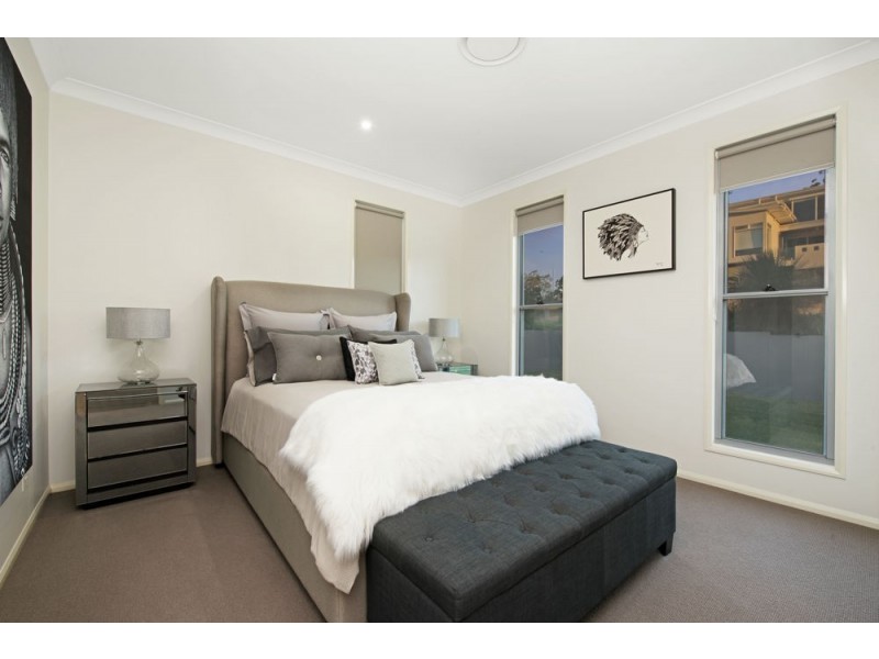 3 St Ives Court, Mount Lofty QLD 4350