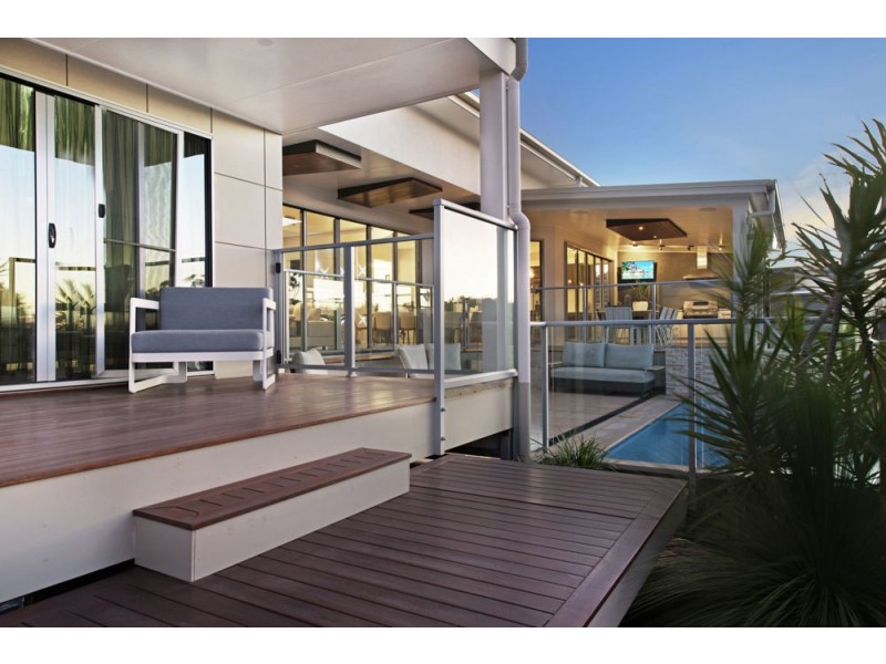 3 St Ives Court, Mount Lofty QLD 4350