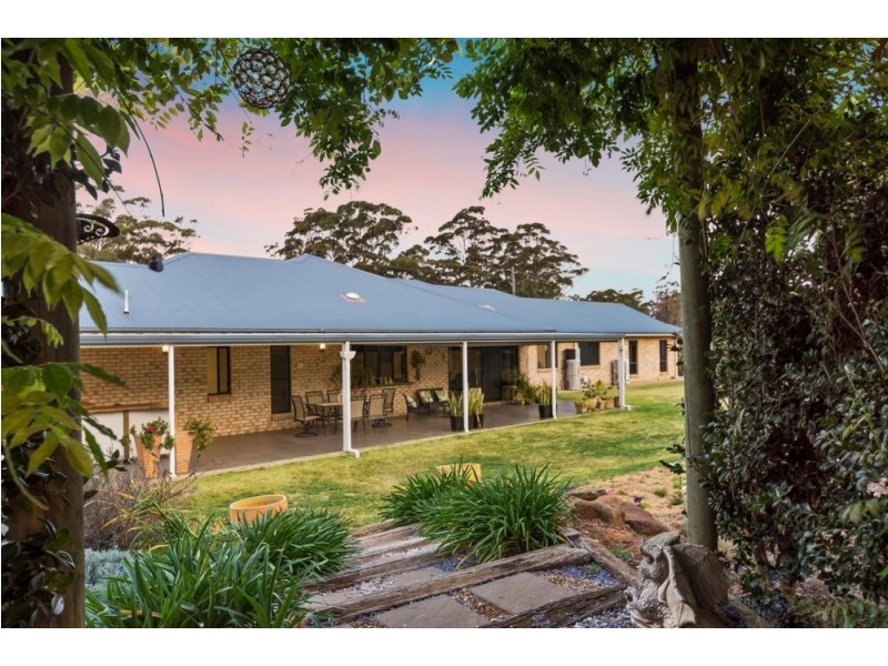 1 Bernard Court, Highfields QLD 4352