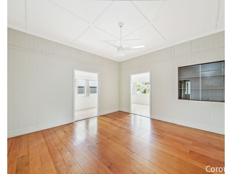 12 Robe Street, Newmarket QLD 4051