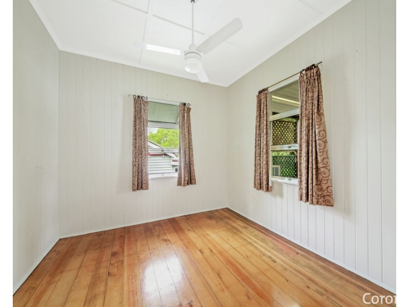 12 Robe Street, Newmarket QLD 4051