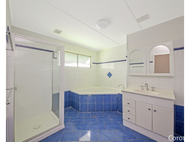 12 Robe Street, Newmarket QLD 4051