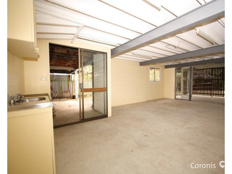 12 Robe Street, Newmarket QLD 4051