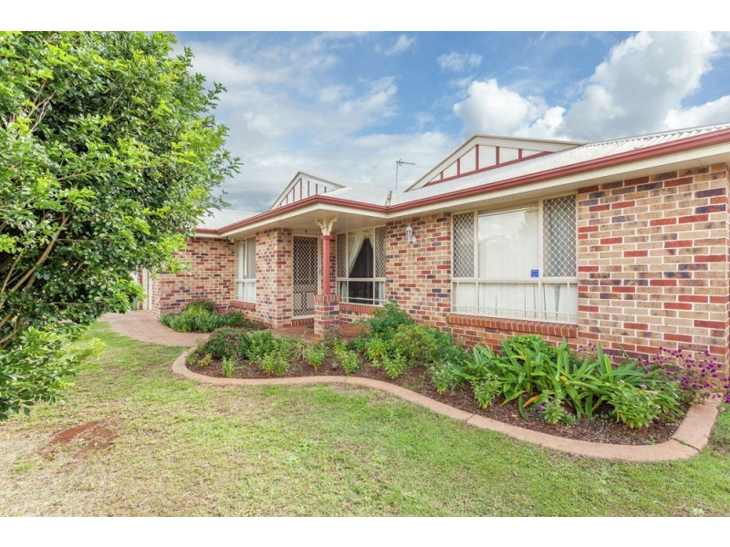 25 Swartz Street, Kearneys Spring QLD 4350